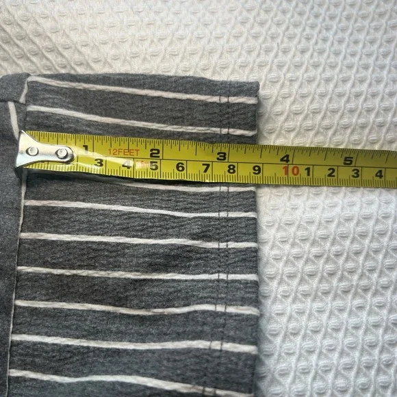 Evri Women's Plus Size Striped Tie-Front Short Sleeve Top Size 2X Flowy Oversize - Picture 8 of 8